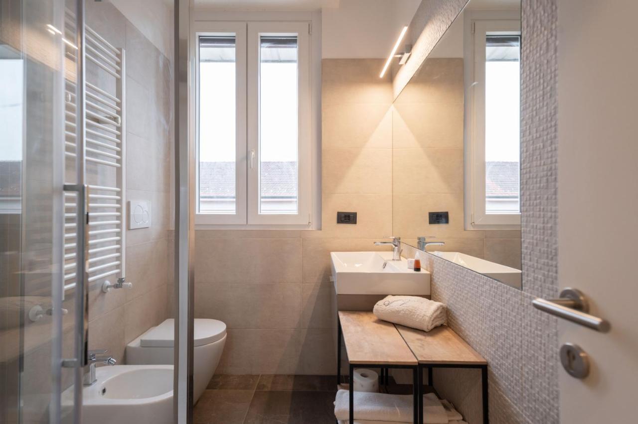 Appartamento Montello Livings, Exclusive Terrace And Skyline View Milano Esterno foto