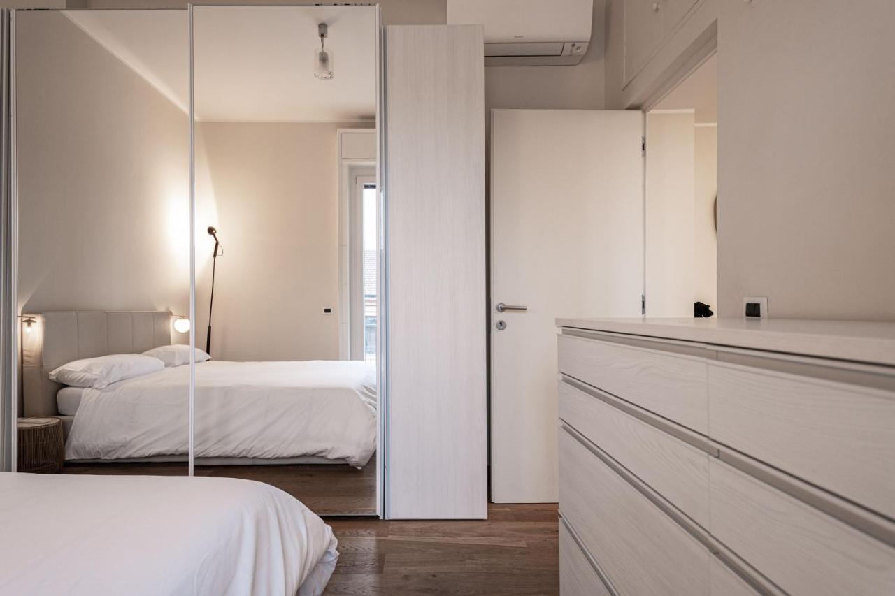 Appartamento Montello Livings, Exclusive Terrace And Skyline View Milano Esterno foto